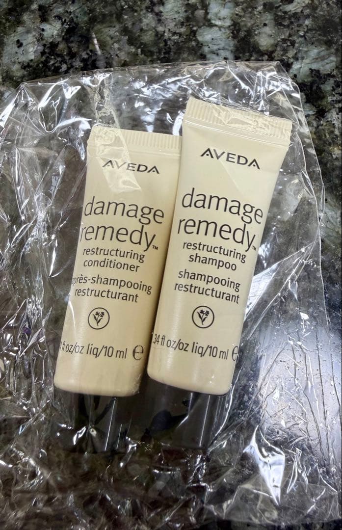 AVEDA damage remedy. シャンプー・コンディショナーセット