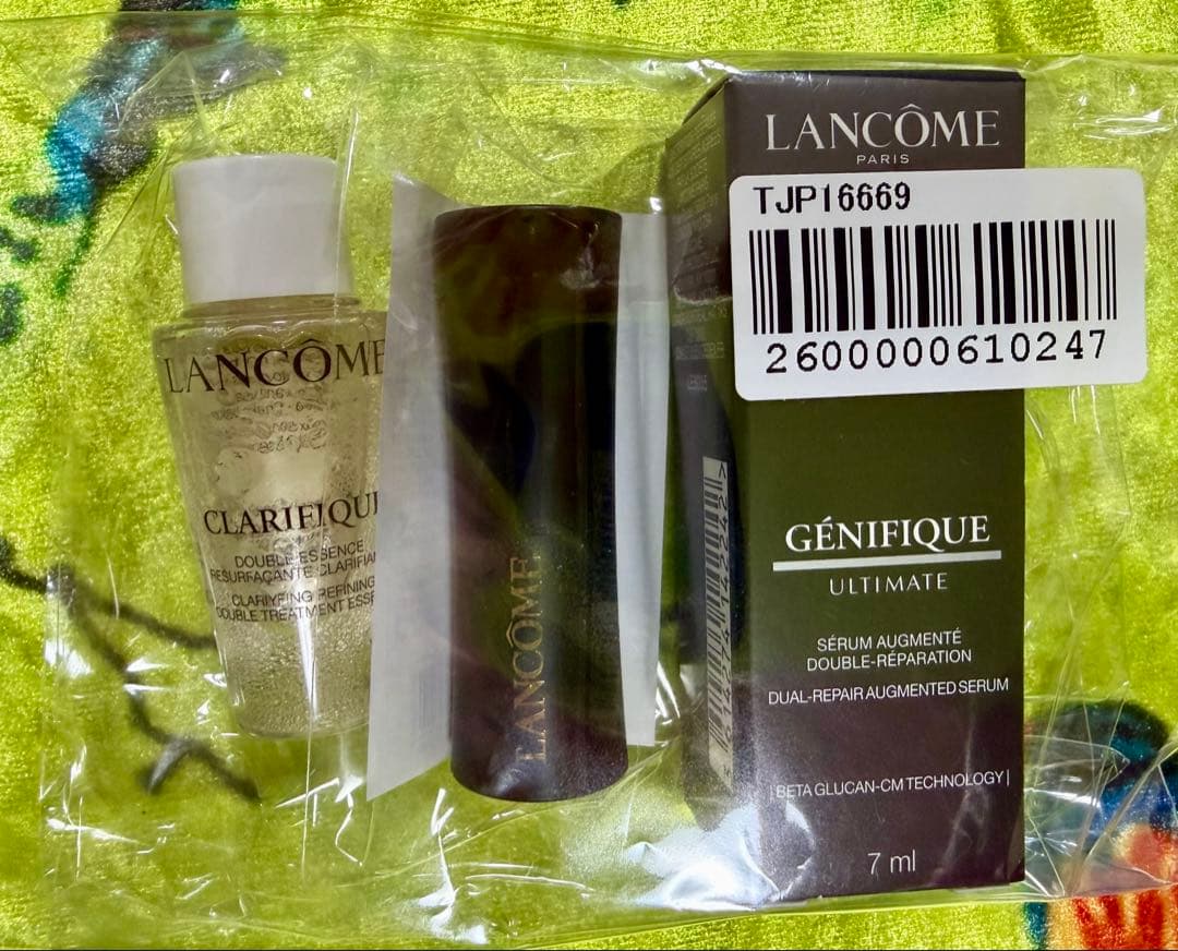 LANCOME ポーチ&トライアルセット（美容液、ルージュ、ローション）の写真3枚目