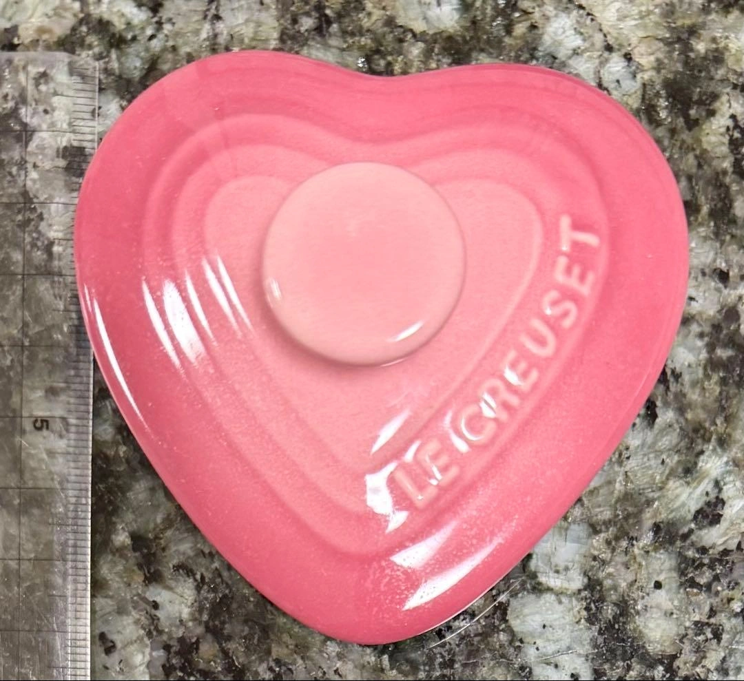 Le Creuset ハート型陶器ボックス ピンクの蓋のみ