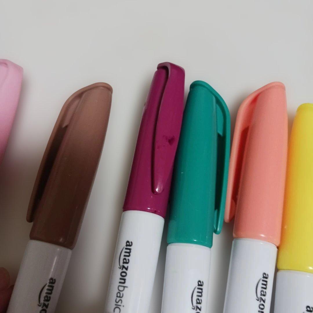 AmazonBasics 油性マーカー 11本セットの写真5枚目
