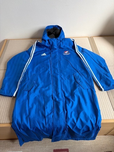 adidasベンチコートマリノスバージョン