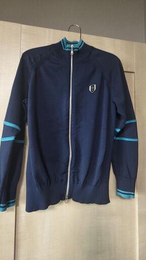 マンシングウェア(Munsingwear) ジップアップニット ネイビー Mサイズの写真4枚目