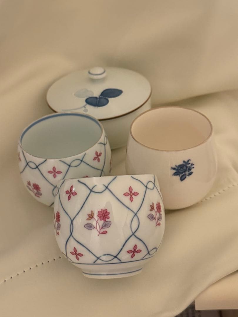 湯飲み 4客セット 花柄 陶器 和食器