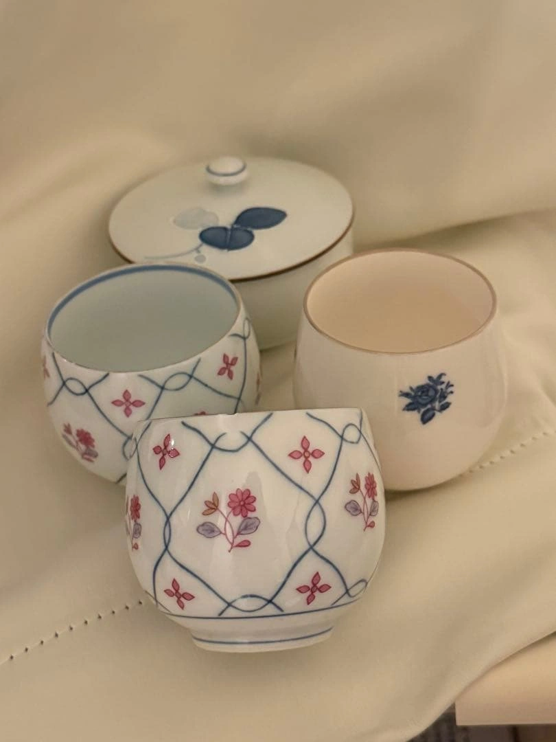 湯飲み 4客セット 花柄 陶器 和食器
