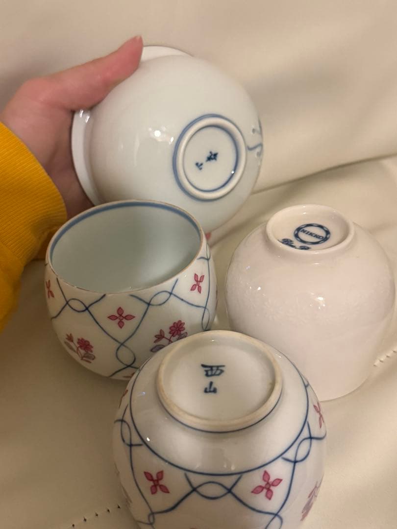 湯飲み 4客セット 花柄 陶器 和食器の写真2枚目