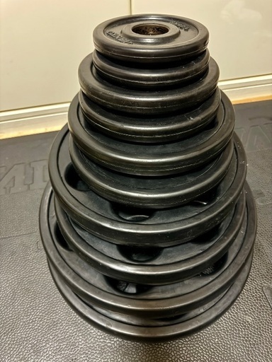 【極美品】IVANKO ラバーオリンピックプレート 67.5kgセット（穴径50mm）の写真2枚目