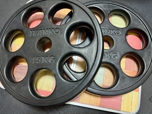【極美品】IVANKO ラバーオリンピックプレート 67.5kgセット(穴径50mm)の写真3枚目