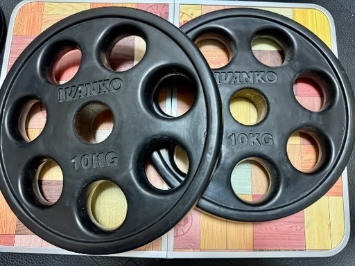 【極美品】IVANKO ラバーオリンピックプレート 67.5kgセット（穴径50mm）の写真4枚目