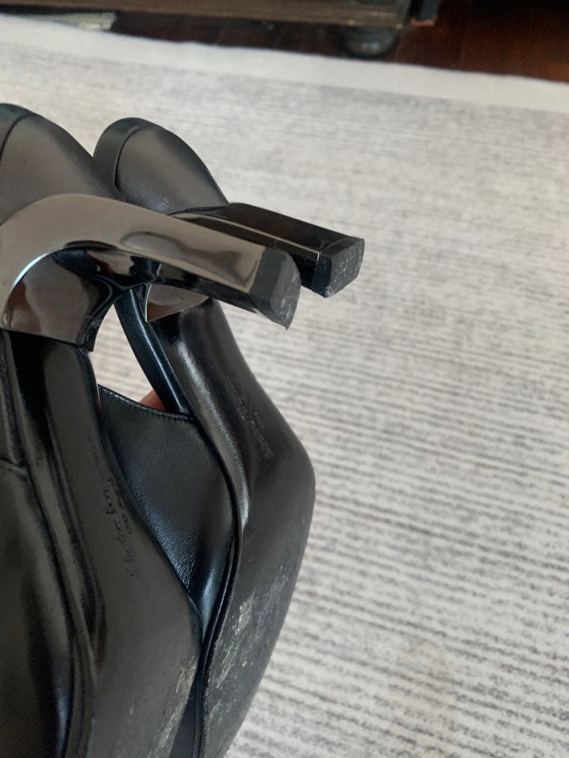 Salvatore Ferragamo パンプス ブラックの写真7枚目