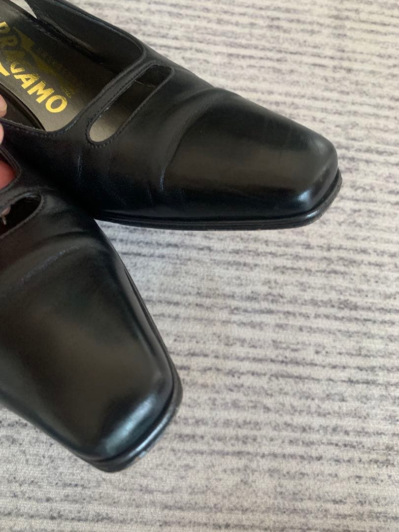 Salvatore Ferragamo パンプス ブラックの写真8枚目