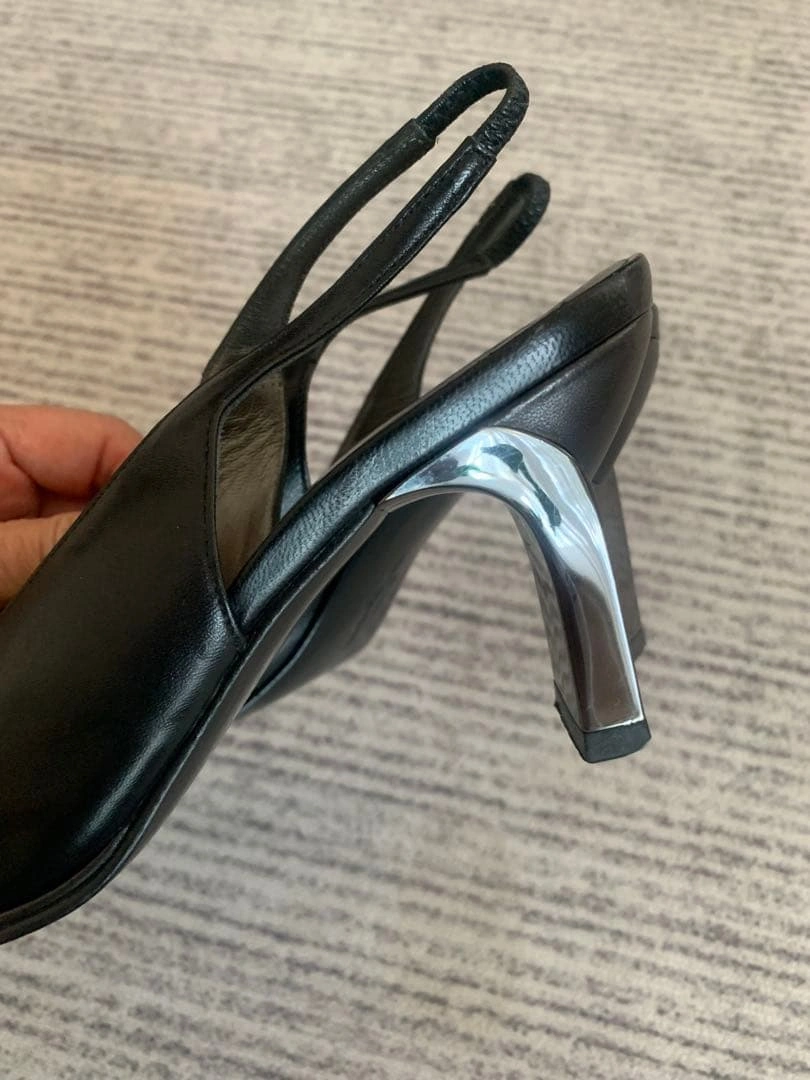 Salvatore Ferragamo パンプス ブラックの写真10枚目