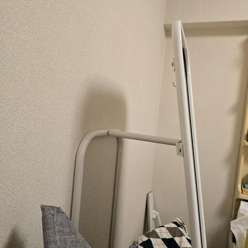 スタンドミラーの写真3枚目