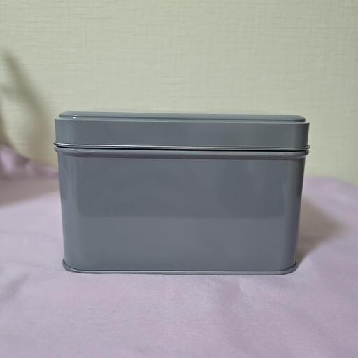サンリオ　バッドばつ丸　缶の写真2枚目
