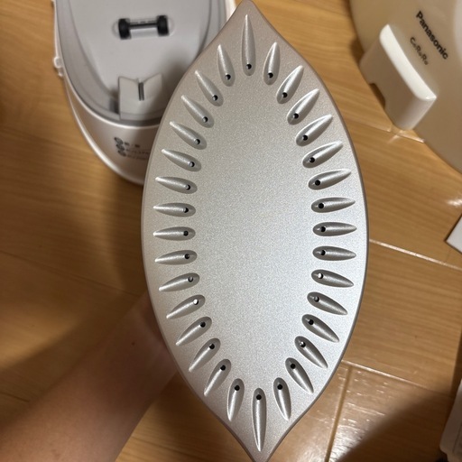 Panasonic パナソニック コードレススチームアイロンの写真4枚目