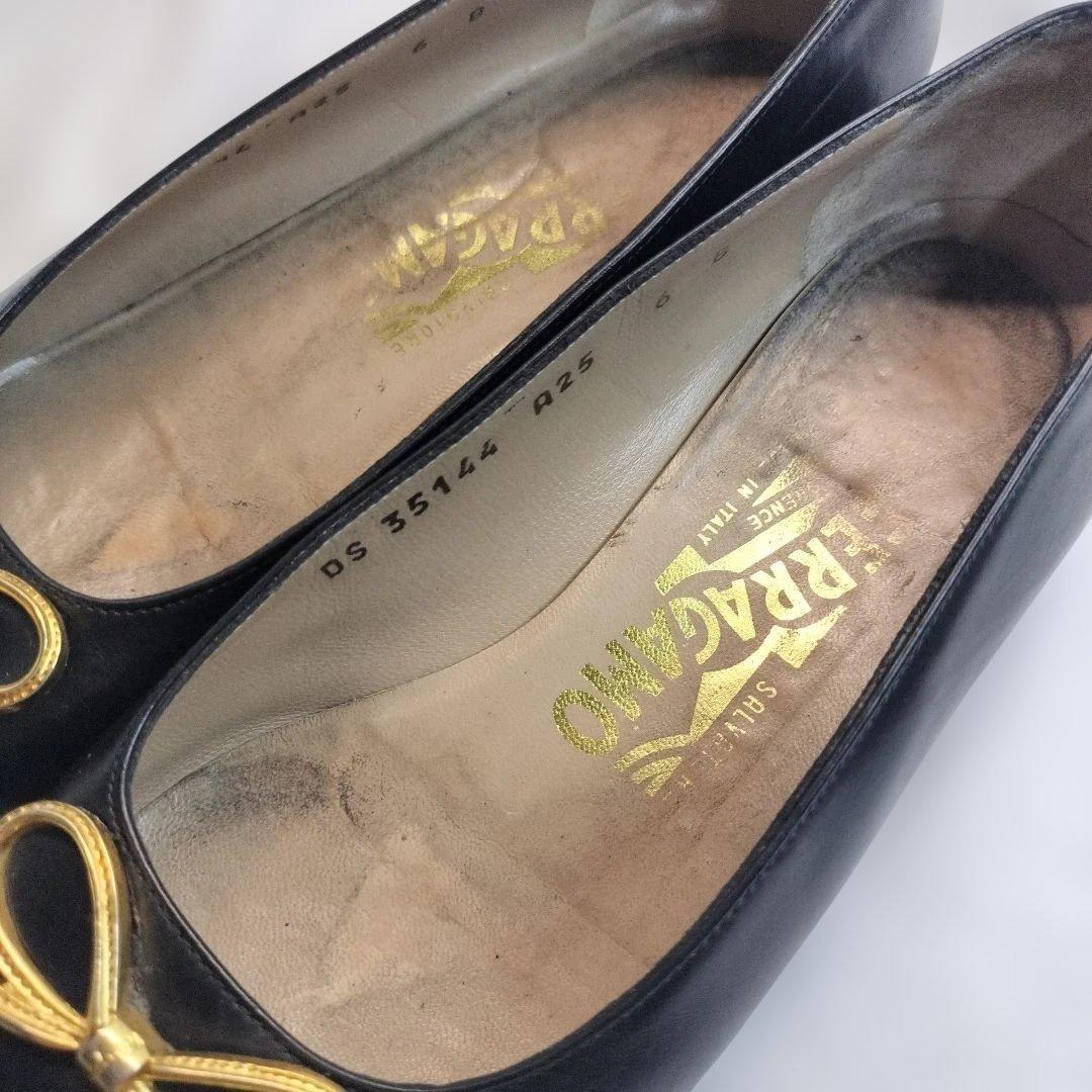 【美品】Salvatore Ferragamo フェラガモパンプス黒サイズ23の写真9枚目