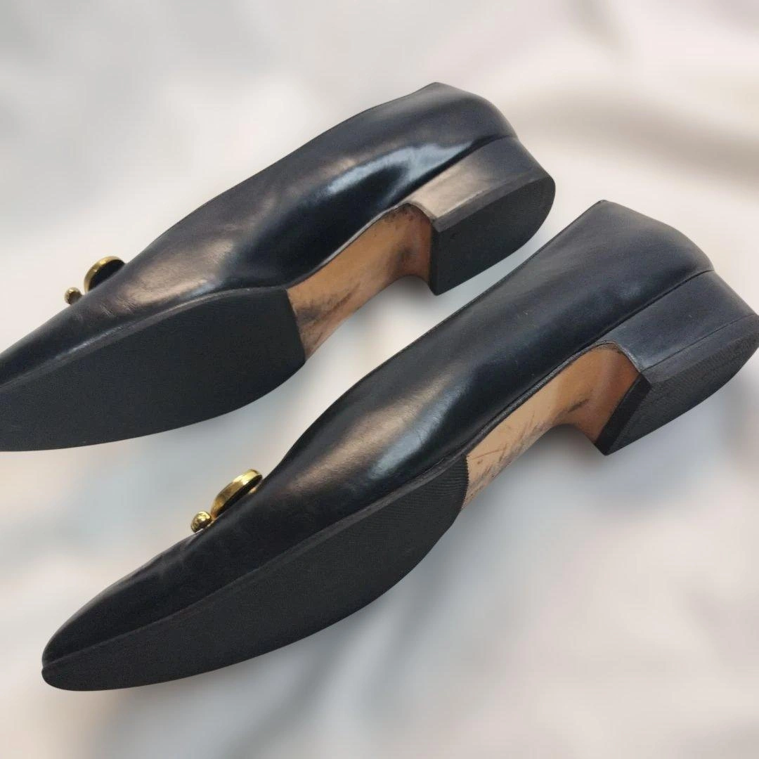 【美品】Salvatore Ferragamo フェラガモパンプス黒サイズ23の写真10枚目