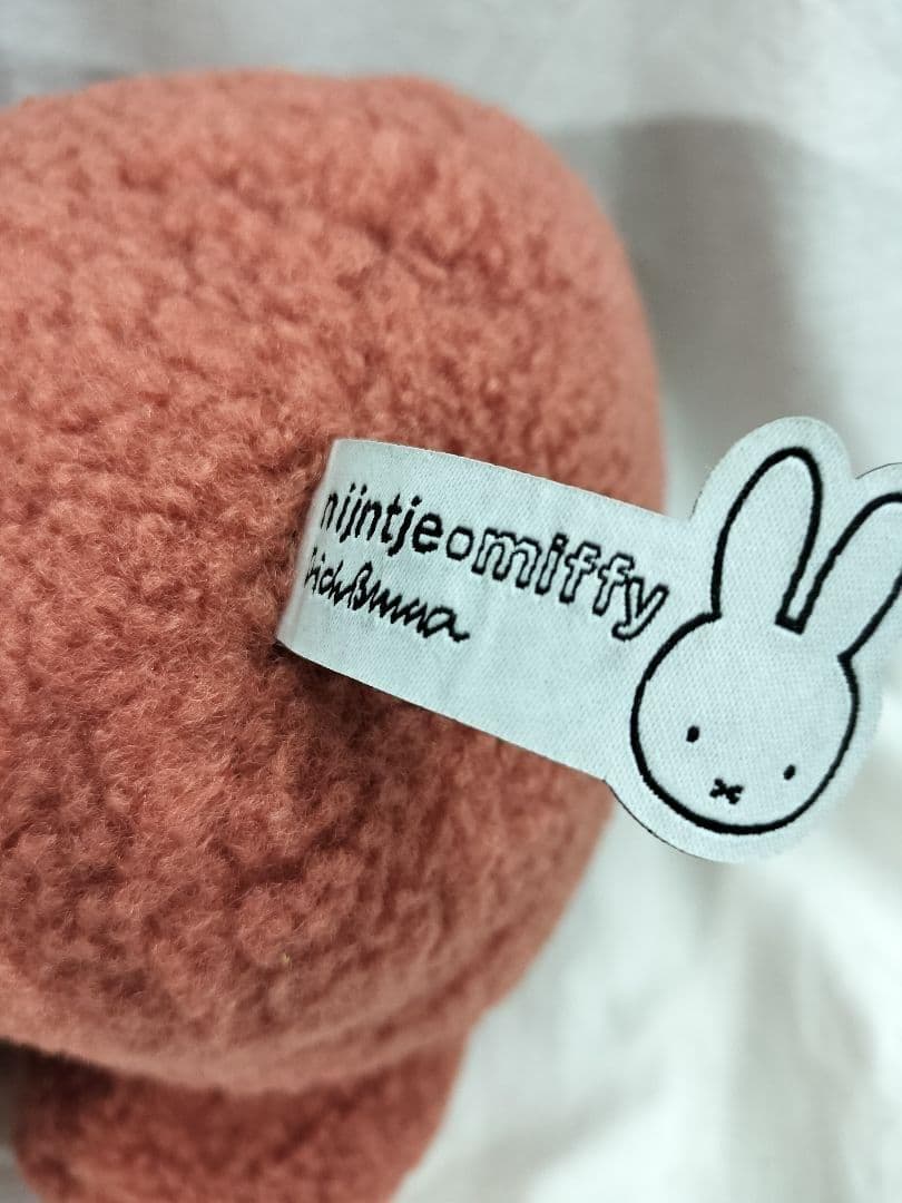 美品★ミッフィーBON TON TOYS miffy 33cmぬいぐるみの写真5枚目