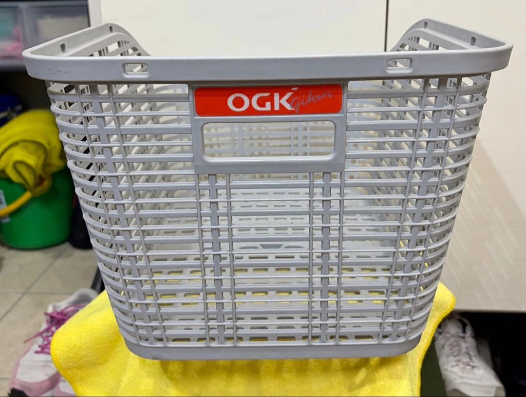 自転車用OGKの荷台用バスケット グレーの写真2枚目