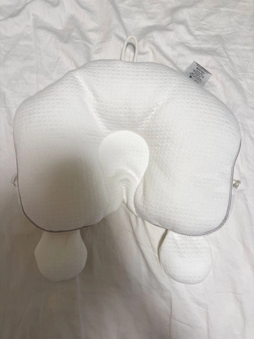 【美品・数回のみ使用】Admuse ベビー枕 絶壁防止 新生児〜3歳 カバー付の写真6枚目