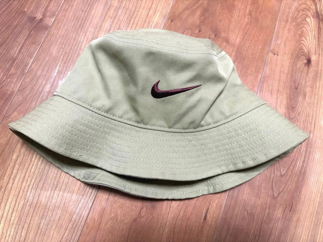 (美品) NIKE ナイキ バケットハット カーキ ロゴ刺繍