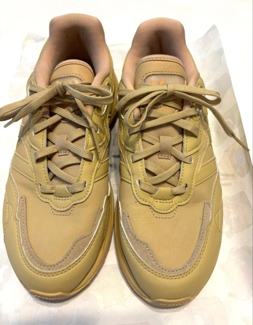 (美品)adidas スニーカー ZENTIC W GX0426の写真2枚目