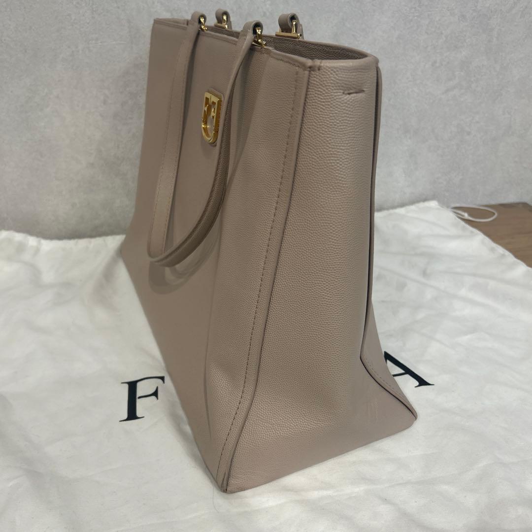 FURLA フルラ　ベルヴェデーレ　トートバッグ ピンクベージュの写真3枚目