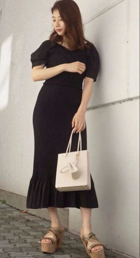 【美品】MERCURYDUO 異素材ヘムロングニットワンピース