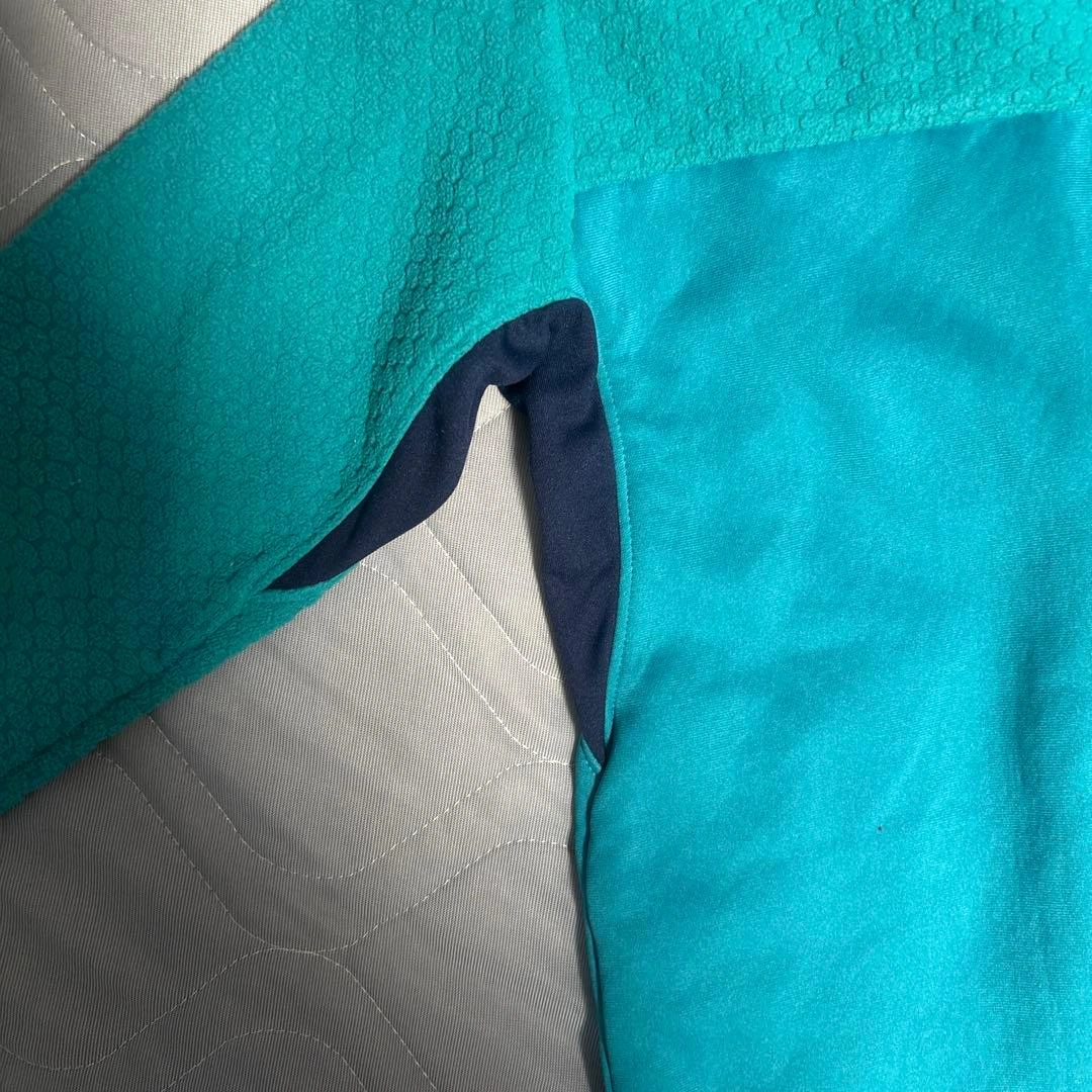 美品✴︎NIKE キッズ パーカー 120cm フリースの写真6枚目