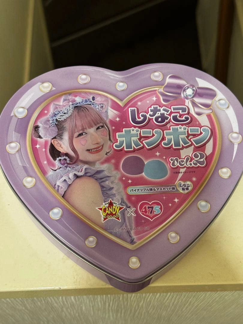 しなこボンボン vol.2 ハート缶ケースの写真2枚目