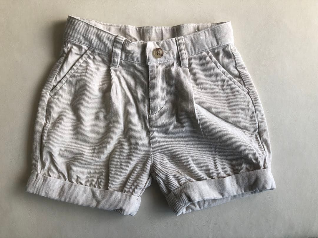 UNIQLO 白　コーデュロイ ハーフパンツ 110cmの写真2枚目