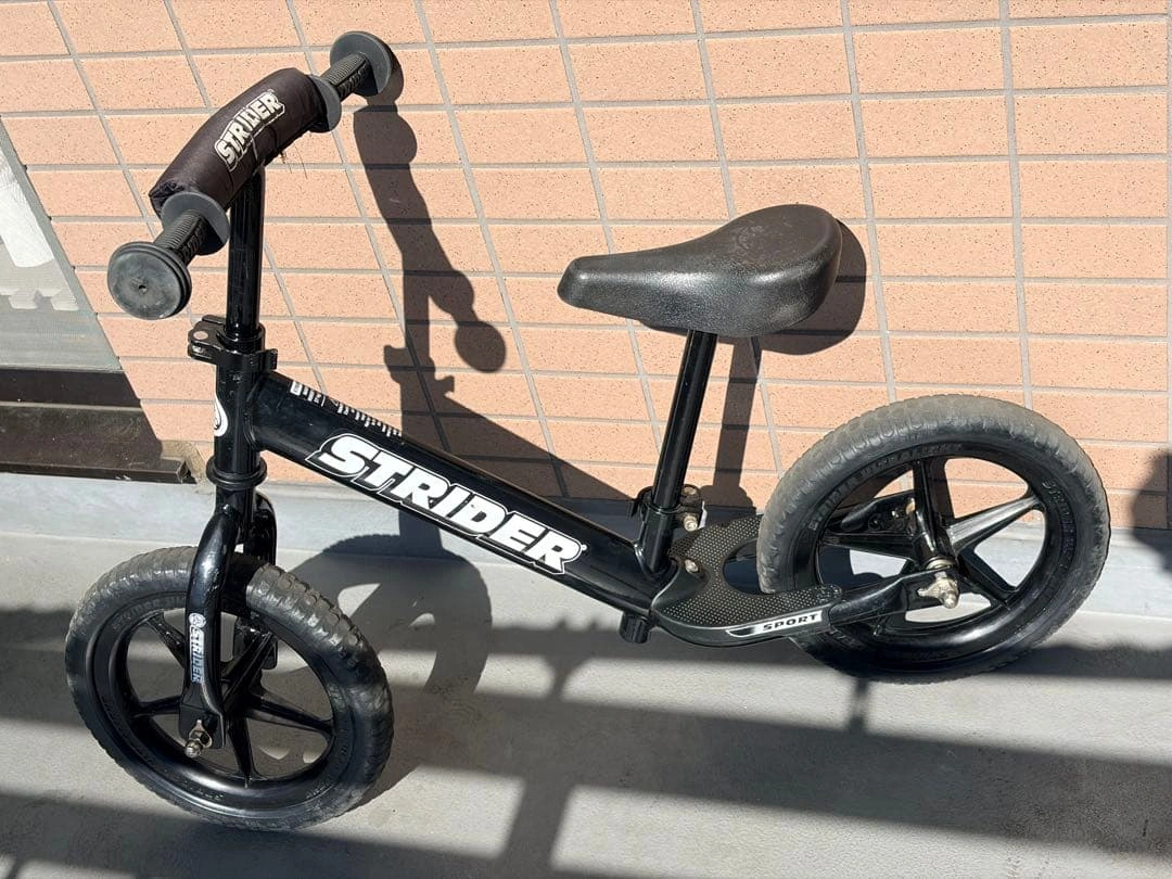 STRIDER 12 バランスバイク SPORTブラック