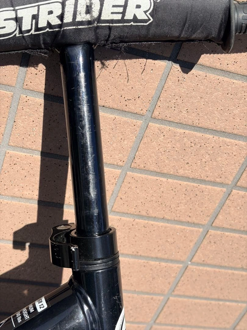 STRIDER 12 バランスバイク SPORTブラックの写真5枚目