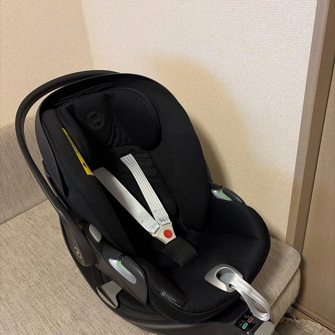 極美品❣️cybex Cloud T i-Size Plus Base Tセットの写真6枚目