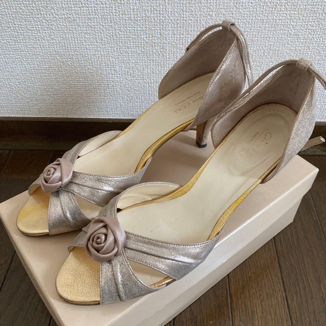 結婚式に最適｜オデット エ オディール　ピンクのパンプス