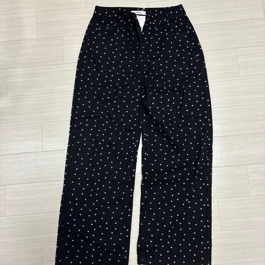 新品未使用 ISOOK 花柄ドット ワイドパンツ Mサイズ