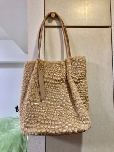 美品 ベージュトート
