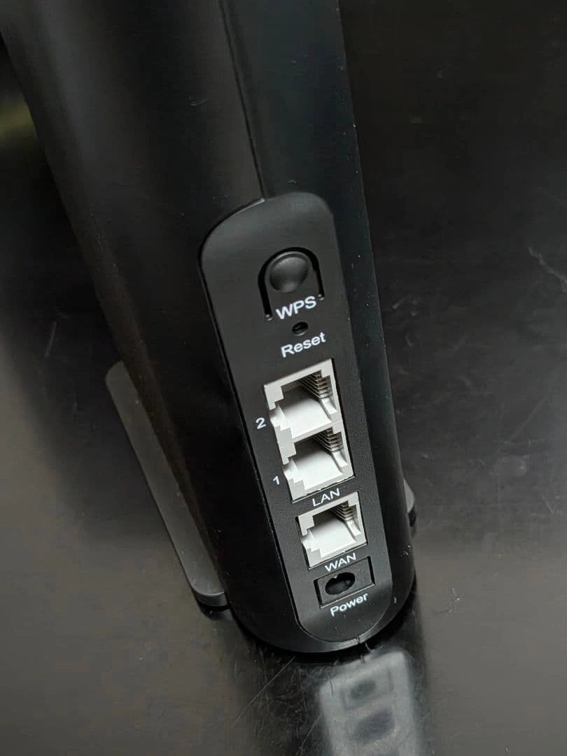 ZTE Sora AX3000 Wi-Fi 6 無線LANルーター 本体の写真3枚目
