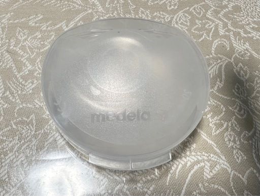 メデラ Medela ニップルシールド 20mm 乳頭保護器 ケース付きの写真2枚目