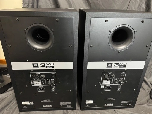 JBL 308P MkIIペア、スピーカースタンド、ケーブルセットの写真2枚目