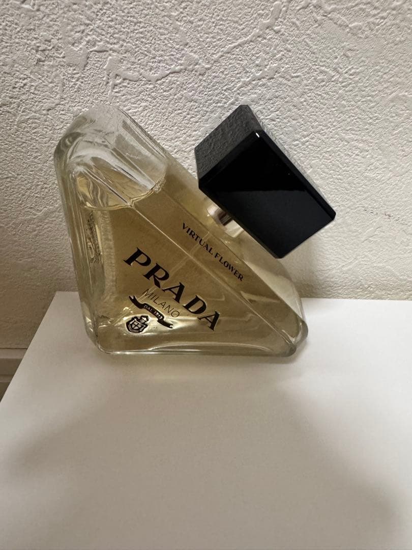 PRADA VIRTUAL FLOWER 90mlの写真2枚目