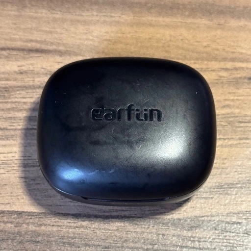 EarFun Air Pro 3 ワイヤレスイヤホン ノイズキャンセリング ブラック×ネイビーの写真5枚目