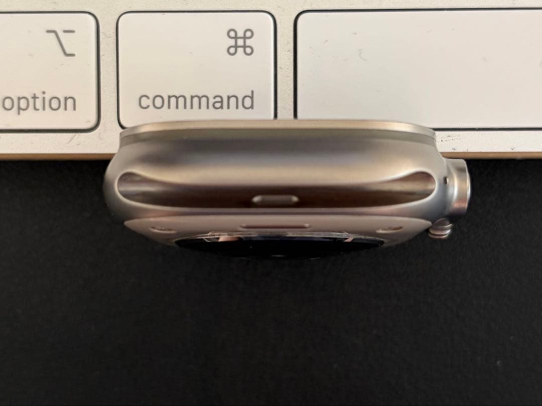 Apple Watch Ultra 第1世代 + 純正バンド2個, 97%の写真6枚目