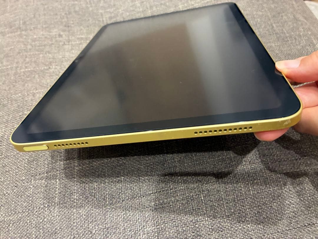 Apple iPad 第10世代 64GB Wi-Fi イエロー ケース付の写真9枚目