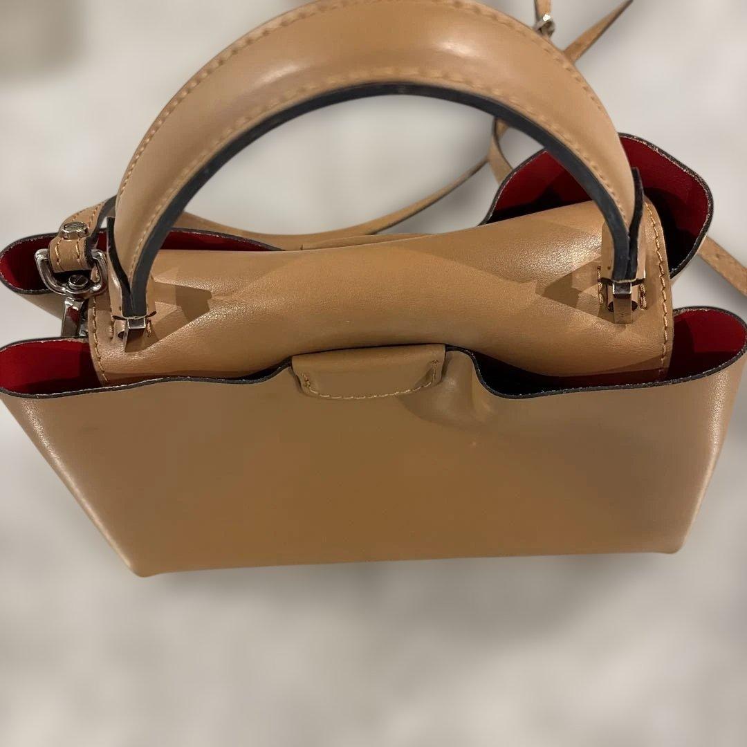 数回使用GIANNI CHIARINI ショルダーバッグ ベージュの写真5枚目