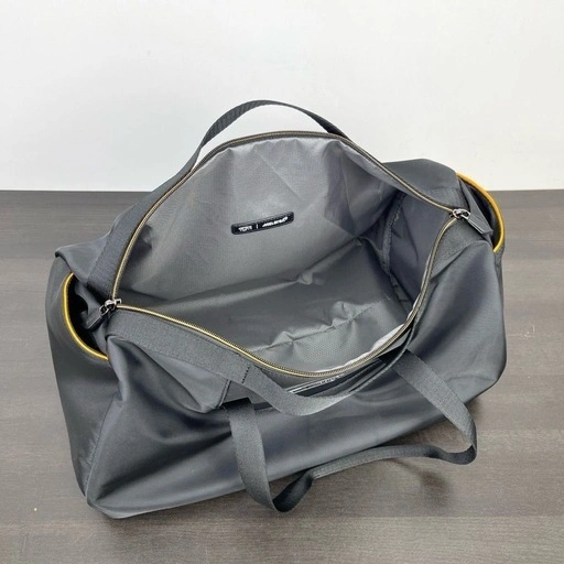 新品TUMI × MCLAREN コラボ 373041 折りたたみダッフルバッグ 2WAY 専用ポーチ付き 旅行 ジムの写真4枚目
