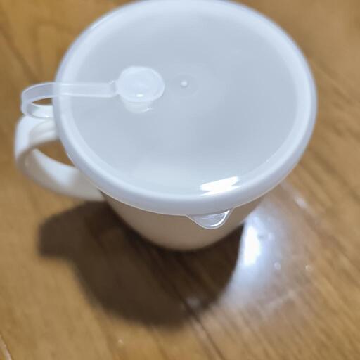 蓋付きコップ 未使用
