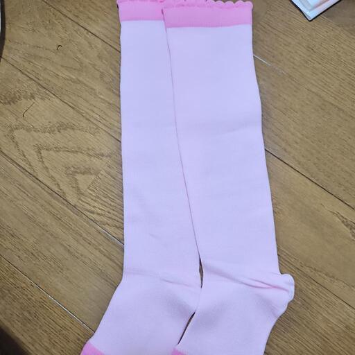 ダイソー DAISO 着圧ソックス ピンク 未使用 タグ無し