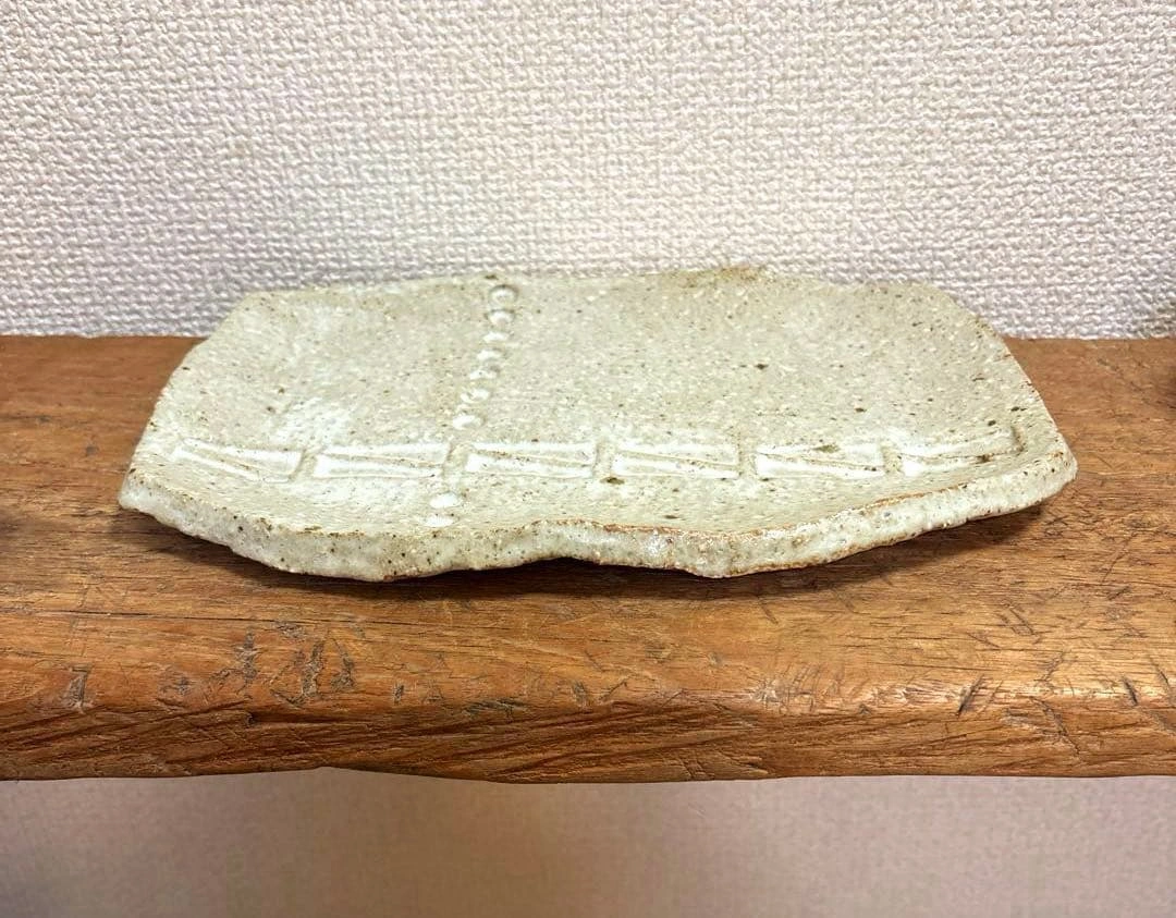 未使用 「源」刻印あり モダン 長方皿 陶器 益子焼 笠間焼 民藝 プレートの写真3枚目