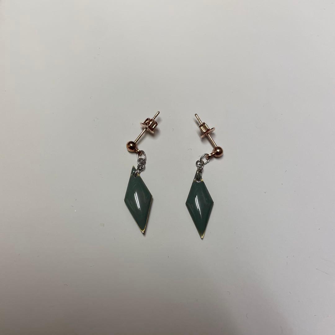 フランスヴィンテージビーズ　ドロップピアス