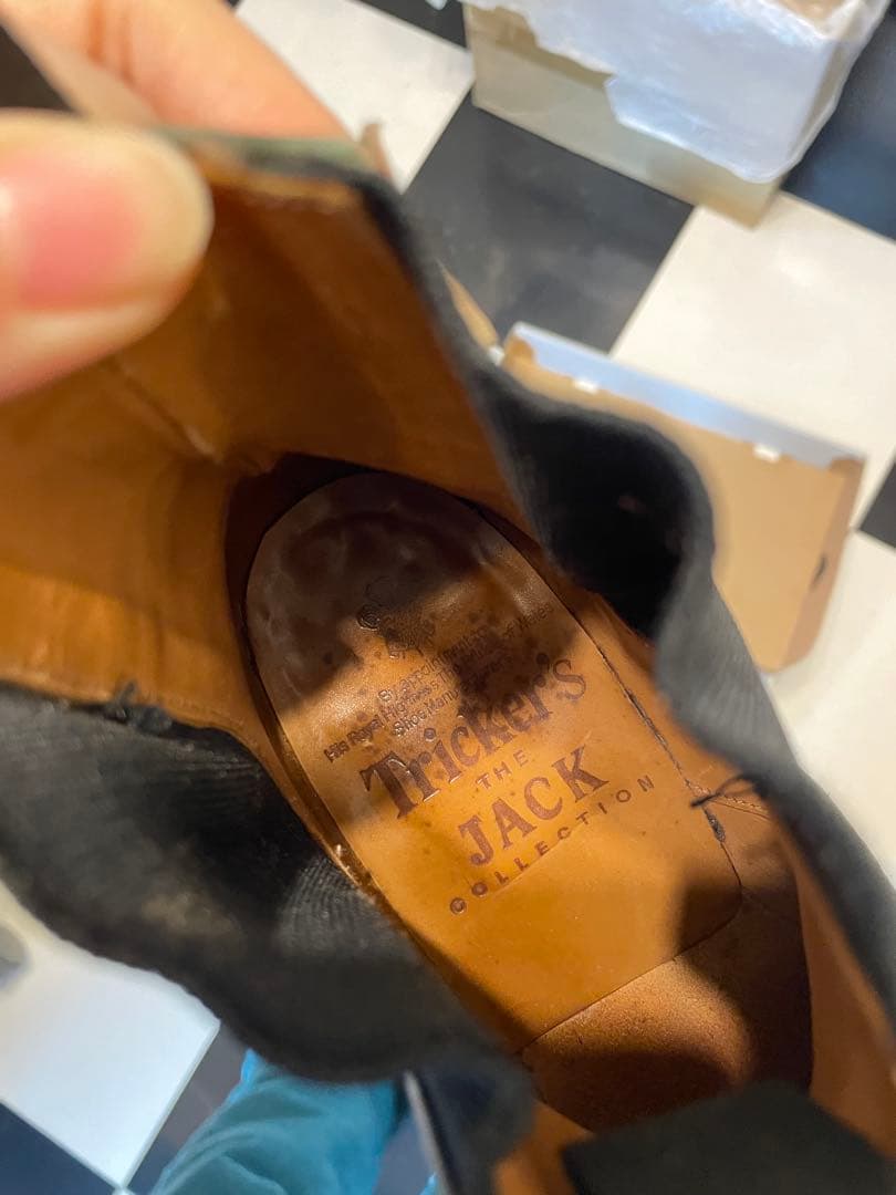 Tricker's サイドゴアブーツ THE JACK collectionの写真3枚目